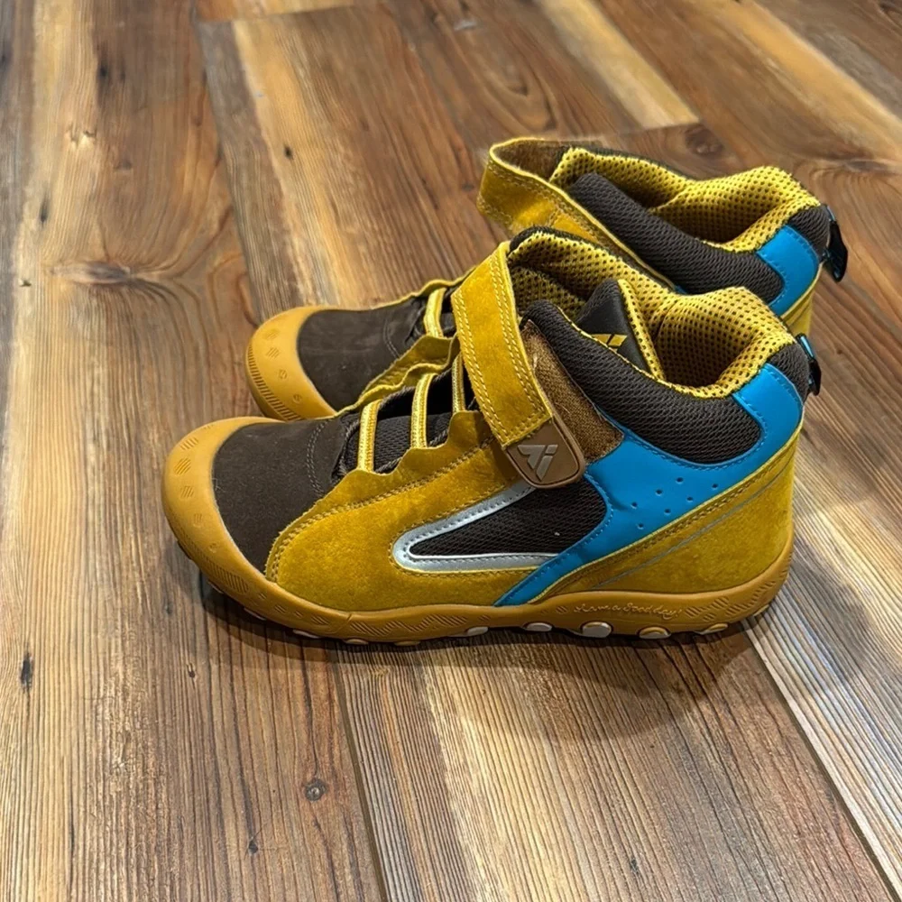 Kids Yellow and Blue High-Top Shoes